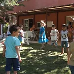 Confort 4 Pers, Terrasse Jardin - Api-1-52-1942 Kamp alanı Montlaur (Aveyron)