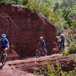 Confort 4 Pers, Terrasse Jardin - Api-1-52-1942 Montlaur (Aveyron)