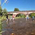 Confort 4 Pers, Terrasse Jardin - Api-1-52-1942 * Montlaur (Aveyron)