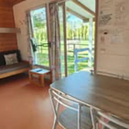 Confort 4 Pers, Terrasse Jardin - Api-1-52-1942 Kamp alanı